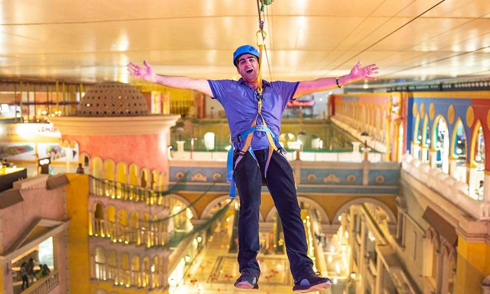 Enjoy ziplining across the Modern masti amusement centre