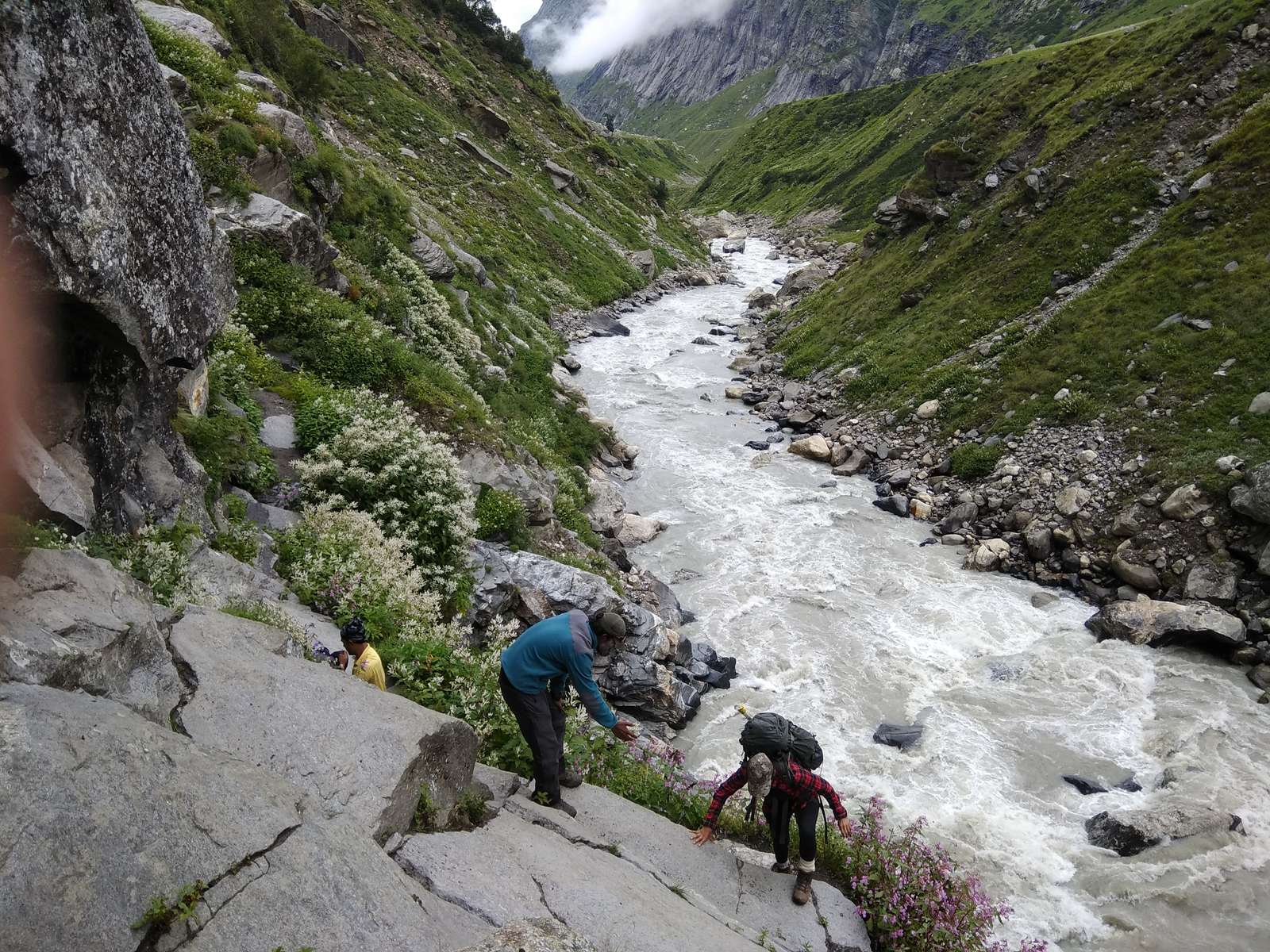 Pin Parvati Trek Image