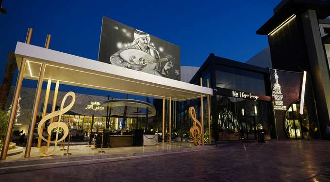 Marvel at the stunning beauty of Riyadh Bouldevard