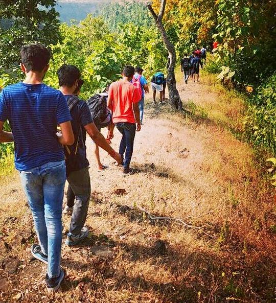 Trek to Jogi Bhadak Waterfall Image