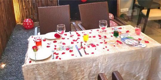 Candle Light Dining Mumbai Image