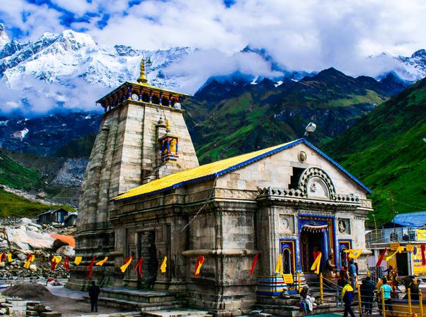 Marvel at the beauty of Kedarnath Temple