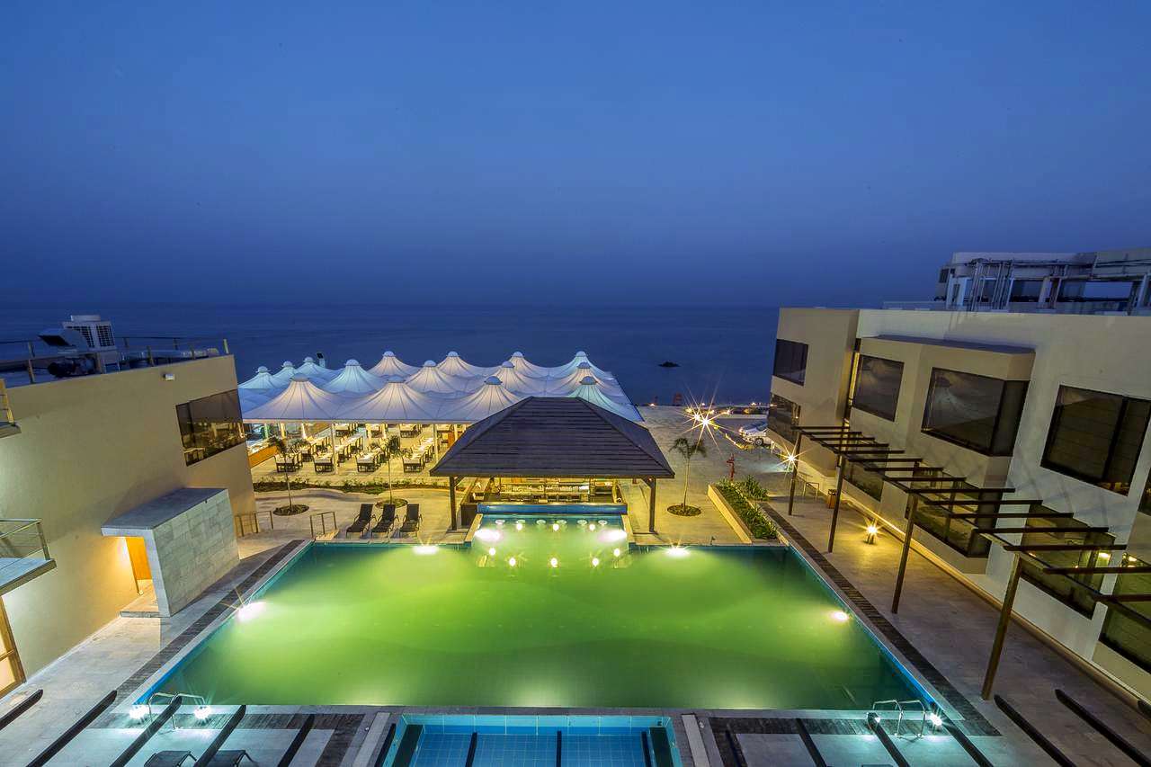 The Gold Beach Resort Image