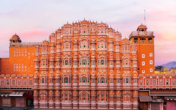 Td1fv2tnr1srx7r1ellxrsc2f881 shutterstock 2260648103