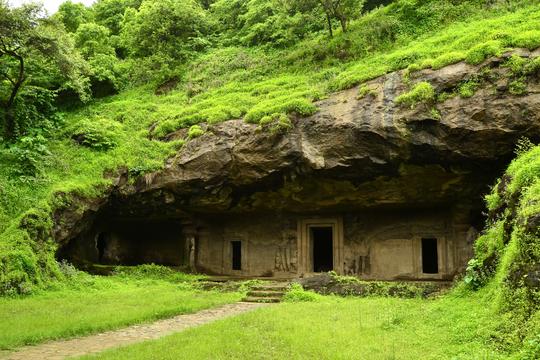 Elephanta Caves Tour From Mumbai Image