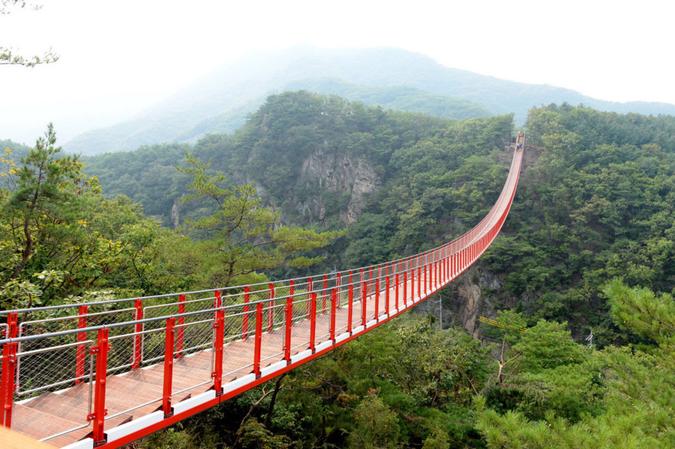 Gamaksan Chulleong Bridge