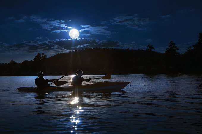 Book your tickets for Moonlight Kayaking on the Bambolim beach and enjoy the lush green environment