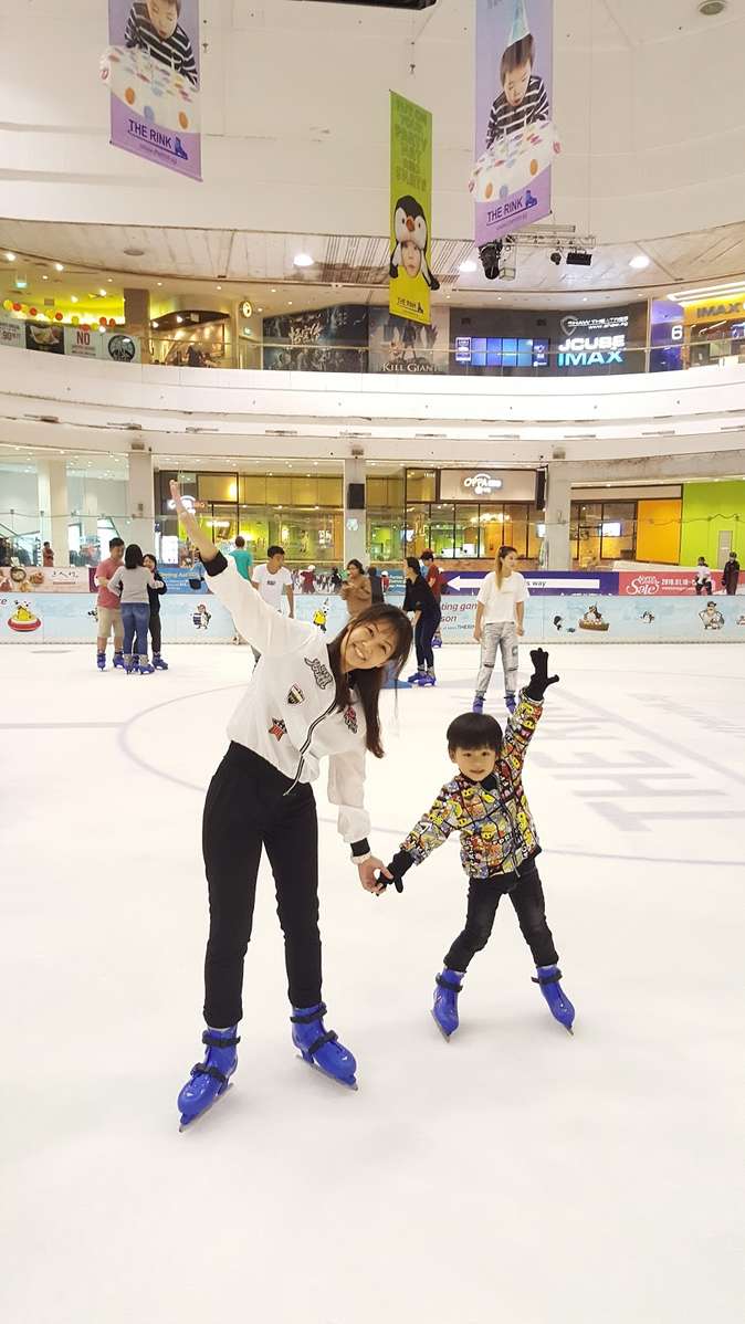 Ice Skating in Singapore Image