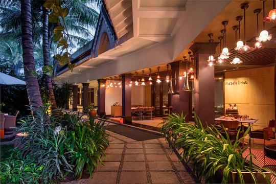 Candle Light Dinner In Pagoda At Taj Image