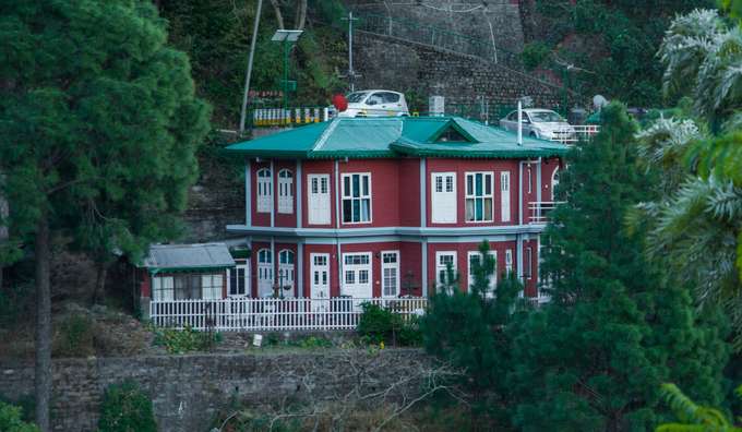 A Picturesque Homestay In The Countryside Of Kasauli