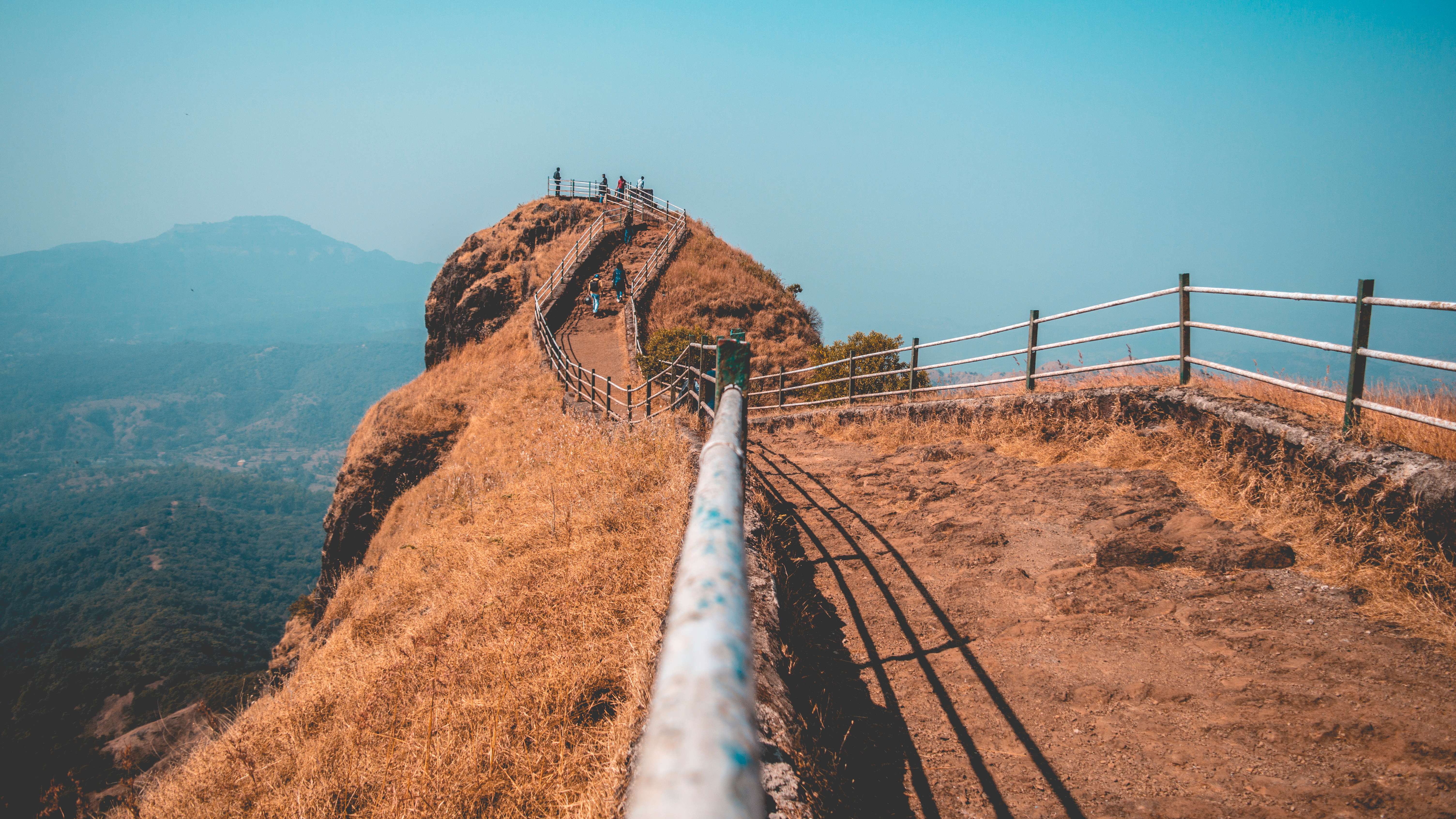 Visit the beautiful city - Mahabaleshwar