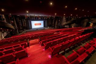 U30o4sg2av484xxsl12j256m243b beatrix%20theater