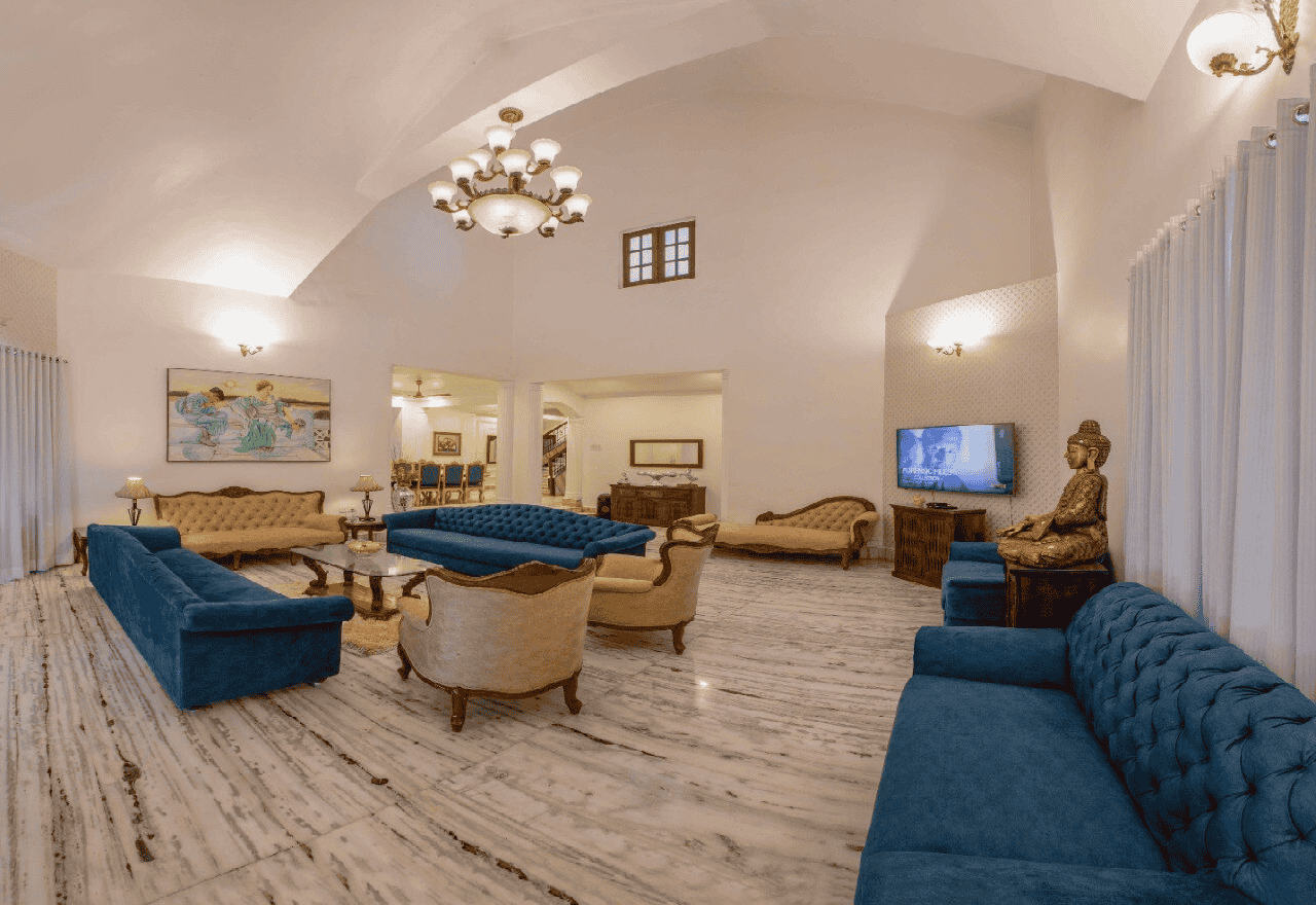 Luxurious Mansion With Swimming Pool In Lonavala Image