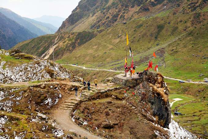  Gear up for the adventurous trek to Kedarnath temple in the Garhwal region of Uttarakhand