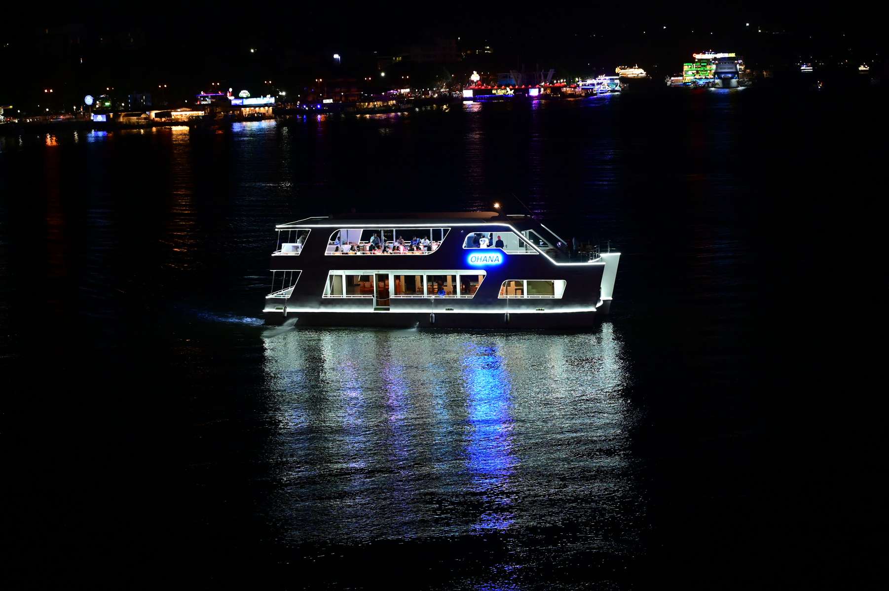 Luxury Dinner Cruise in Panjim Image