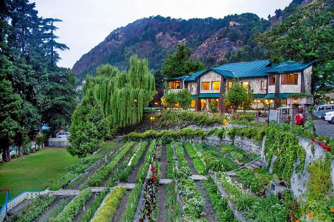 Front view of the property