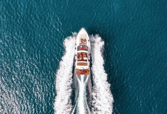 Yacht in Chennai Image