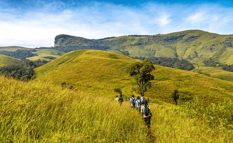 Bandaje Falls Trek Image