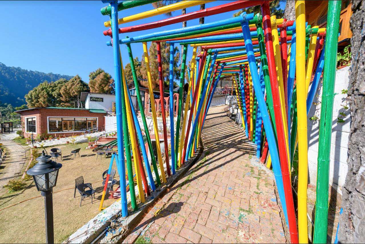 Ivy Green Resort Image