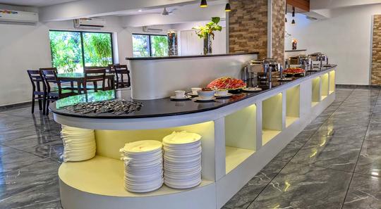 Chene Creek Resorts (Golden Valley Resort), Thane I Luxury Staycation Deal Image