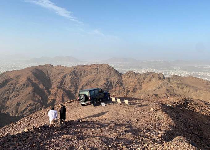 Witness the site of the legendary Battle of Uhud