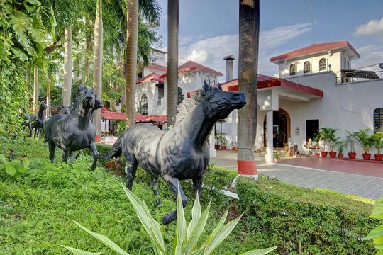 Khanvel Resort Image