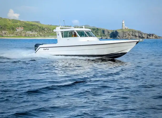 Enjoy the 2 way sailing ride across Mumbai and Mandwa Beach