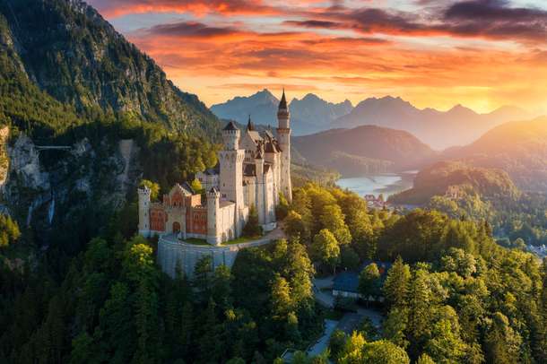 Soak-in the amazing views of the fairy-tale Caste, the Neuschwanstein Castle