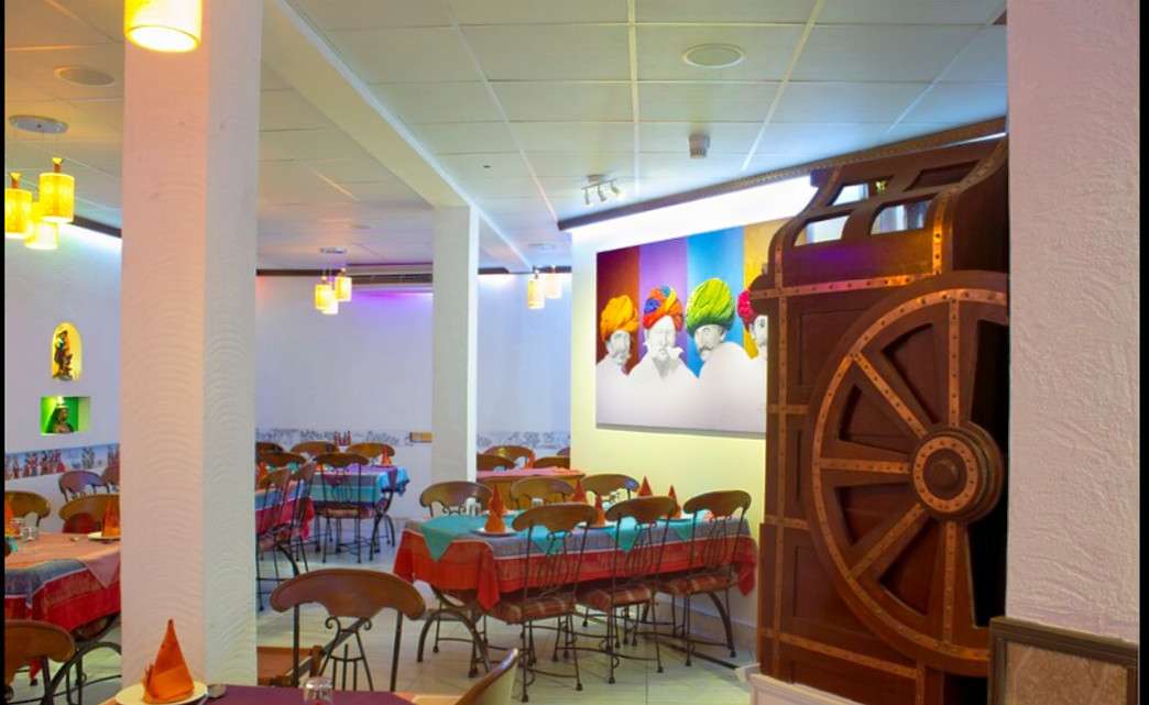 Indian Veg Food In Dubai Image