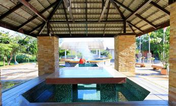 Pong Phra Bat Hot Spring