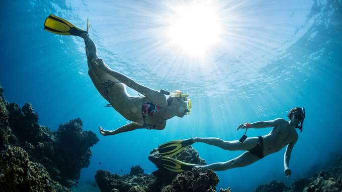Have a fun time exploring the beauty of the azure water of Malé, Maldives