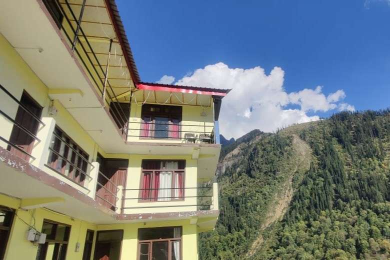 Tosh Valley Trek Image