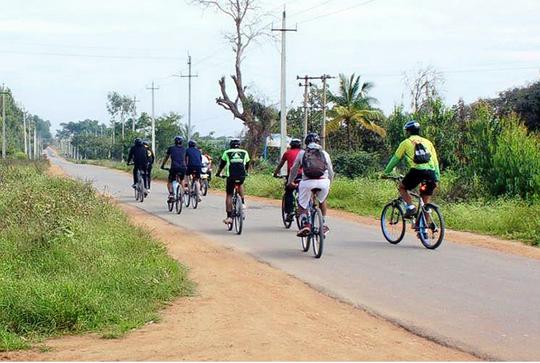 Cycling to Nandi Hills Image