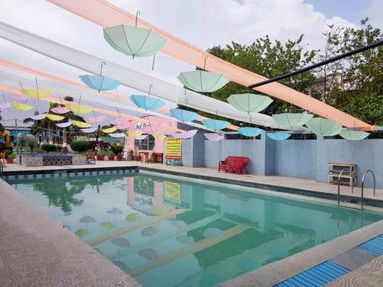 Dream World Resort Image