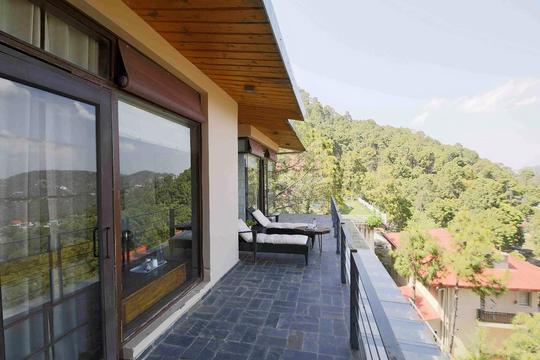 A Secluded Retreat Tucked in the Himalayas of Kasauli Image