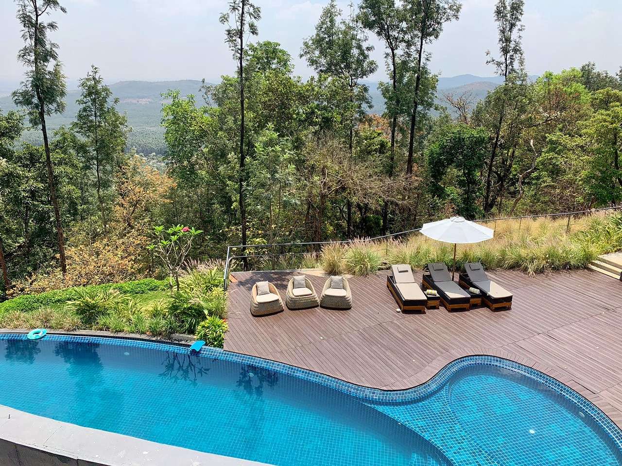 Java Rain Resort Image