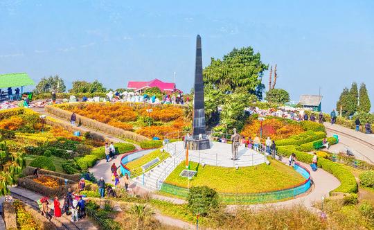 Gangtok Darjeeling Sikkim Family Package Image