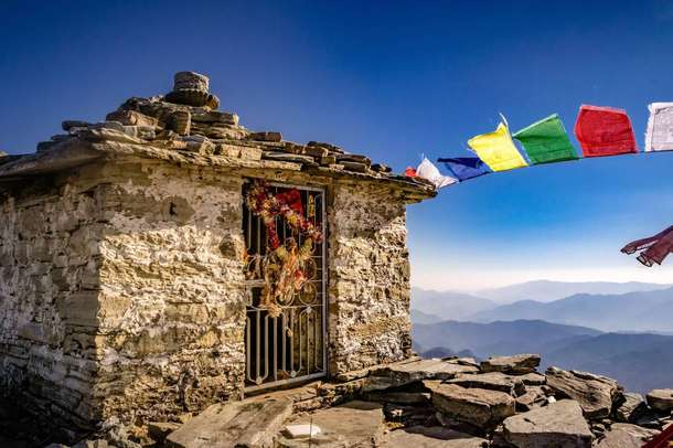 Conquer snowy trails to the world’s highest Shiva temple Tungnath and Chandrashila peak