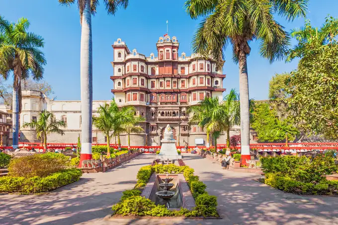 Explore Rajwada Palace and more on an 8-hour Indore City Tour by car