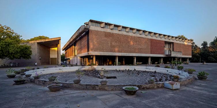 Government Museum And Art Gallery