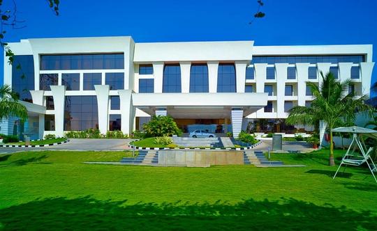 Sunway Manor, Pondicherry | Luxury Staycation Deal Image