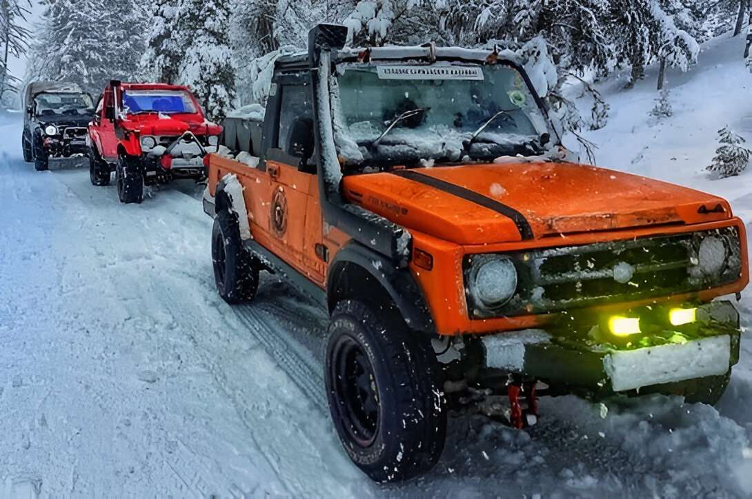 Gypsy ride in Gulmarg Image