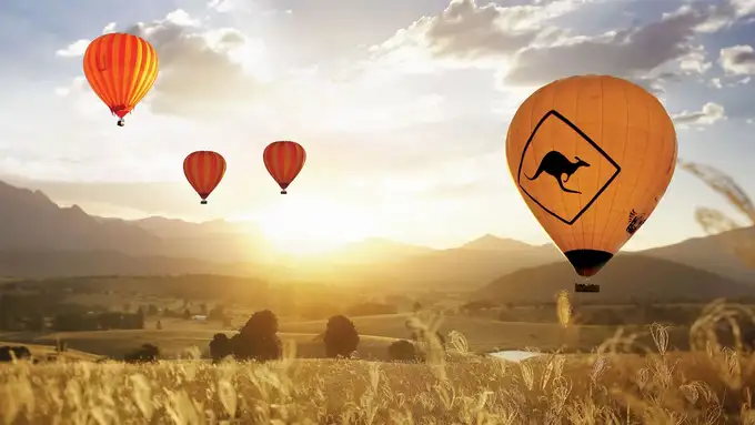 Live the hot air Balloon with a friendly crew