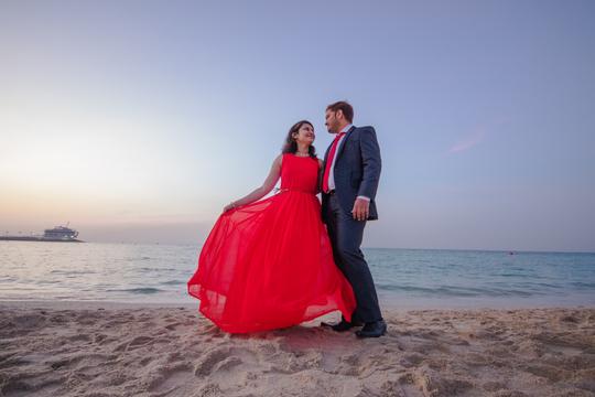 Romantic Couple Photoshoot in Dubai Image