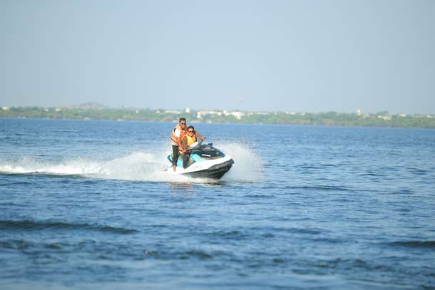 Zip through Bharatpur’s canal waters in just 10 minutes