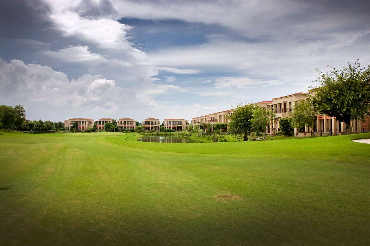 Lemon Tree Hotel Tarudhan Valley Manesar Image