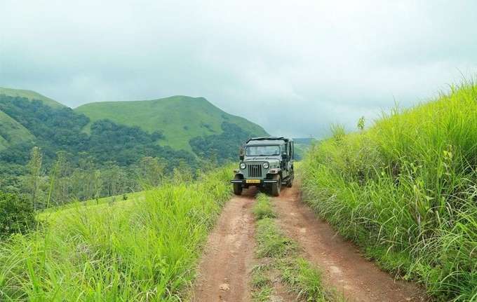 Jeep Safari in Mussoorie
