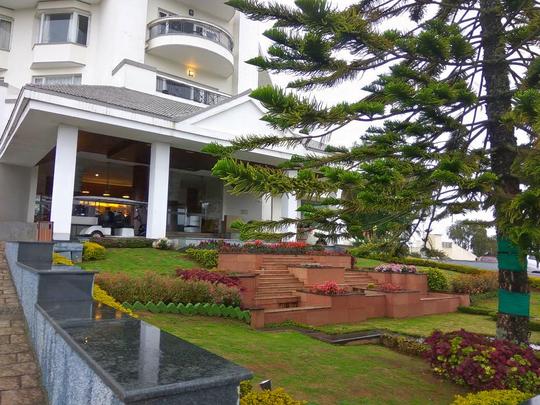 Sterling Ooty Fern Hill Image