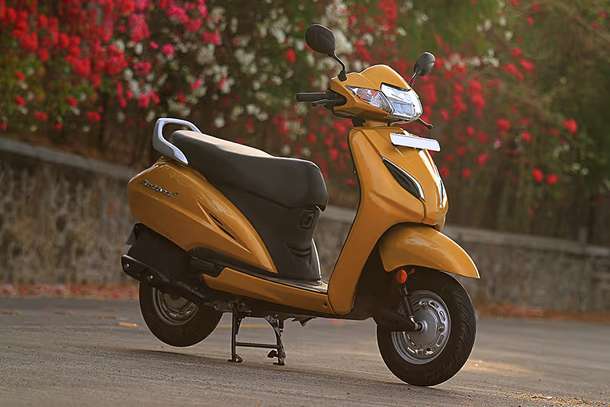 Scooty Rental in Vasai, Maharashtra