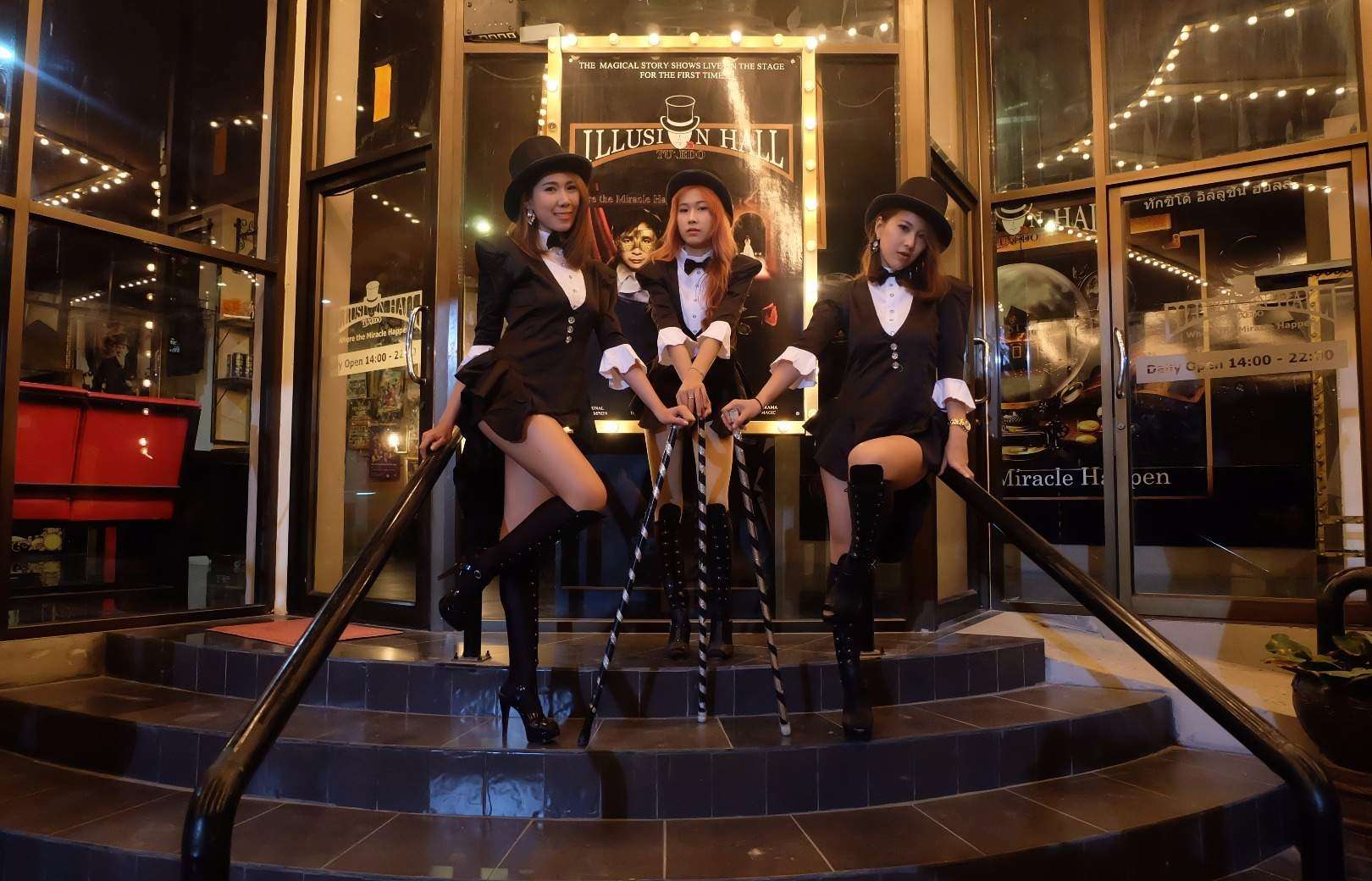 Tuxedo Illusion Hall Pattaya Tickets Image